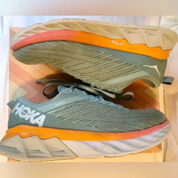 HOKA ONE ONE Arahi 4 Women's Running Sneaker Blue Haze/Lunar 8.5 Pre-Owned - Picture 6 of 11